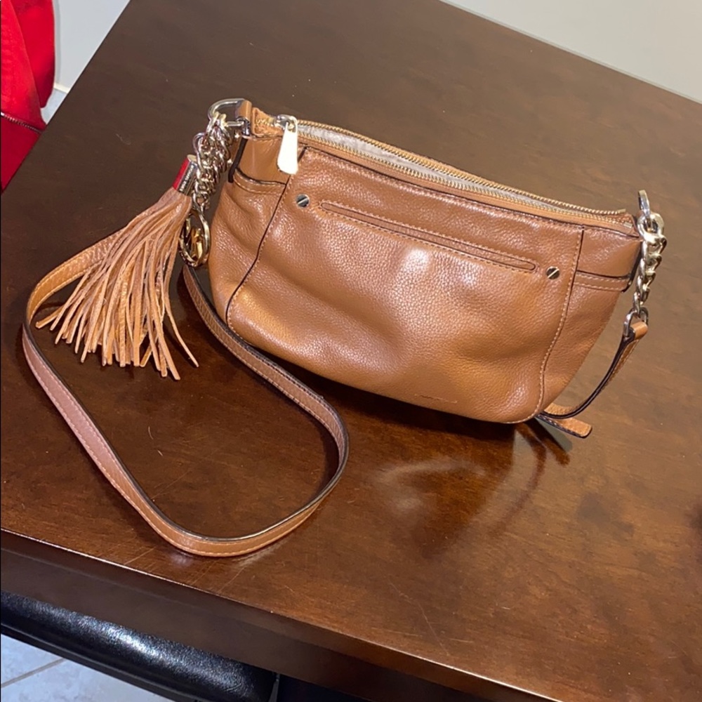 Michaels Kors crossbody bag
